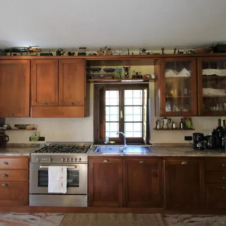 בית נופש Luciana By Interhome ססטרי לבאנטה